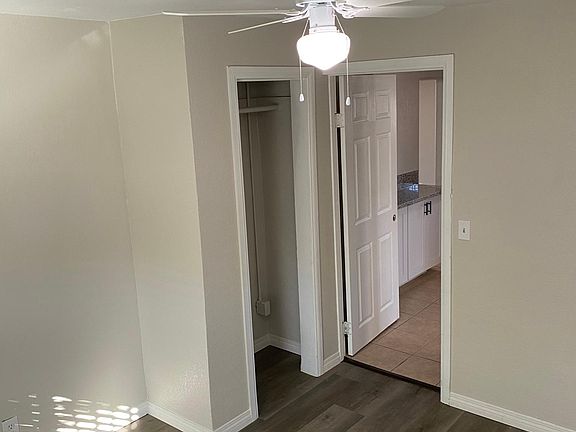 4th image of 16136 Ivy Ave