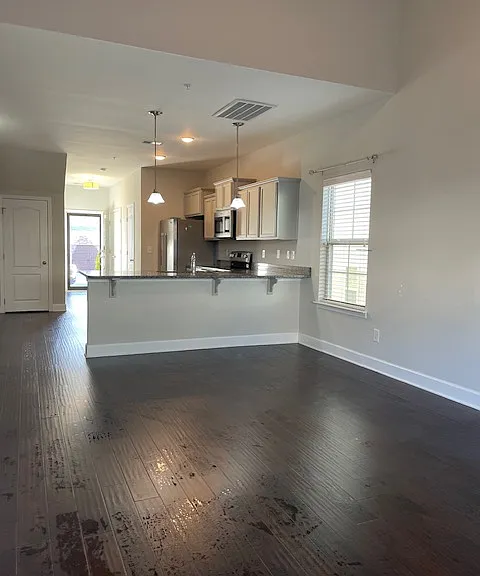 2022 Abbingdon Way — Photo 5