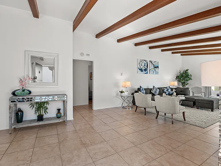 3842 Lamont St — Photo 15