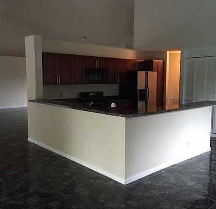 5th image of 16234 NW 11th St