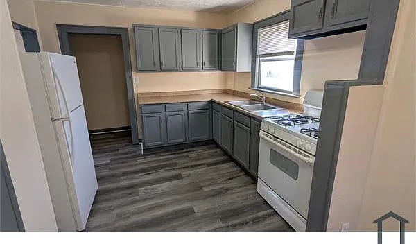 344 Lease St #2 — Photo 7