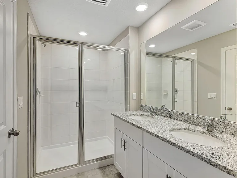 5694 SE Edgewater Cir — Photo 24