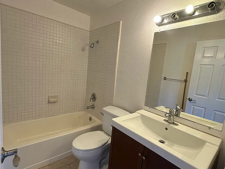 820 Casanova Ave #83 — Photo 34
