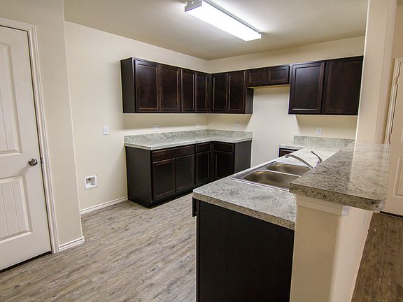 2nd image of 2093 Oakwood Forest Dr