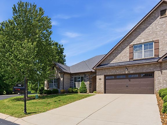 4th image of 99 Silverstone Ln