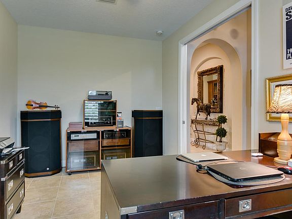 FRONT ROOM DEN / OFFICE