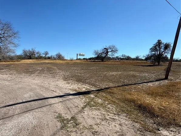 4618 Nuecestown Rd, Corpus Christi, TX 78410