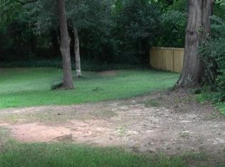 10 Sedgefield Dr, Greenville, SC 29615