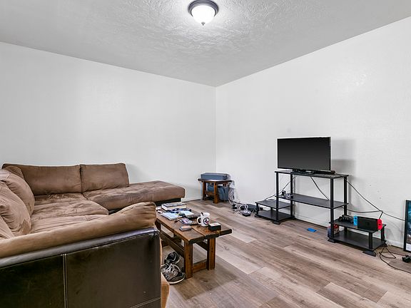 3rd image of 442 N 500 E APT 11