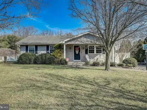 577 Bellview Ave, Clayton, NJ 08312