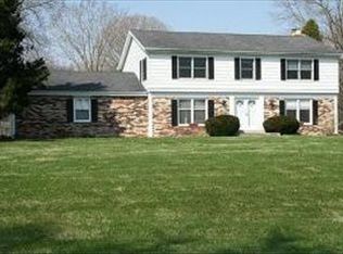 S94W23005 River Oaks Dr, Big Bend, WI 53103