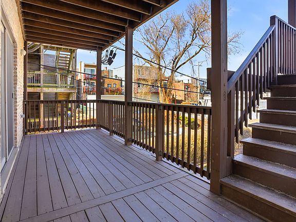 4th image of 1024 E 46th St APT 2W