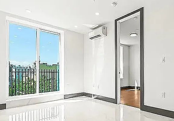 5th image of 1330 Dekalb Ave #421