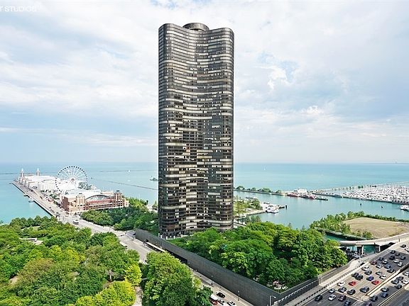 2nd image of 600 N Lake Shore Dr APT 2312