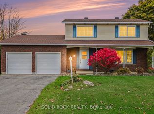 9 Owlshead Rd, Ottawa, ON K0A3P0