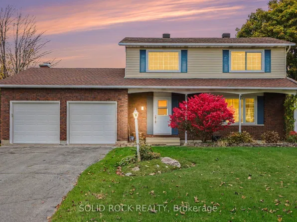 9 Owlshead Rd, Ottawa, ON K0A 3P0