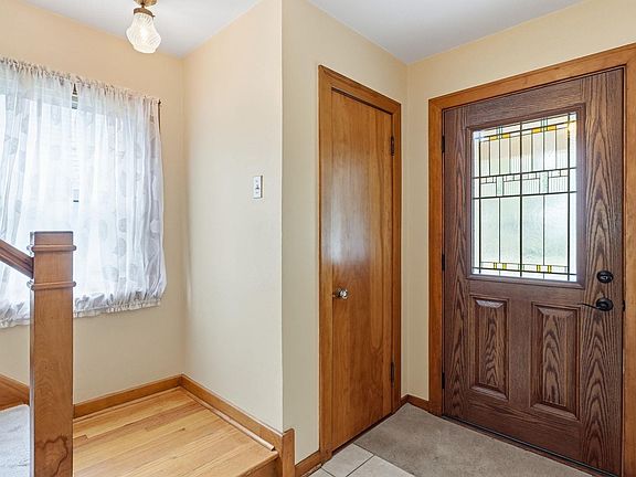 4th image of 2228 Florida Dr