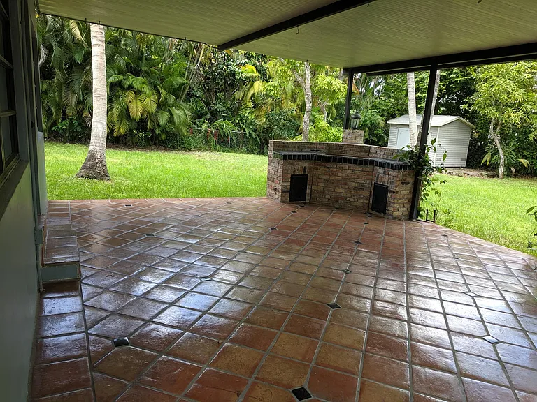 6030 SW 84th St — Photo 10