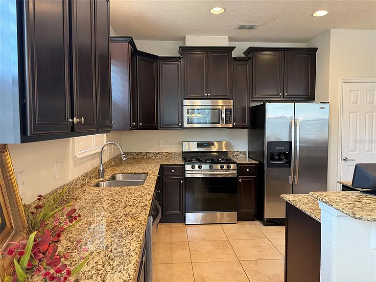 434 Armada Ln — Photo 21