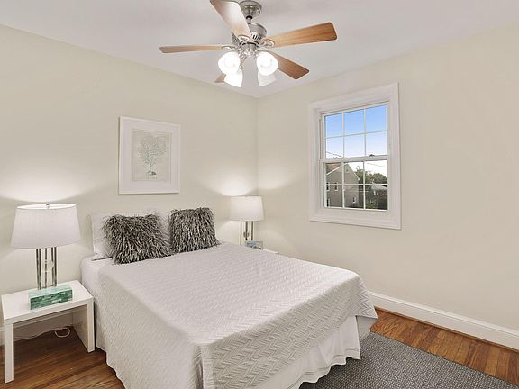 3rd image of 509A E Windsor Ave