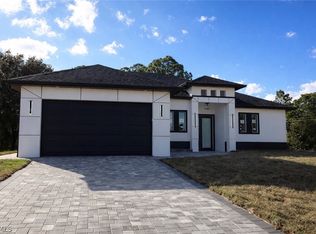 746 Breamer Ave S, Lehigh Acres, FL 33974