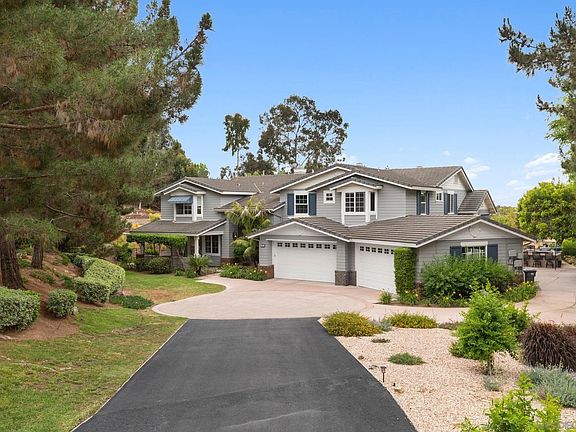 4th image of 521 Latigo Row