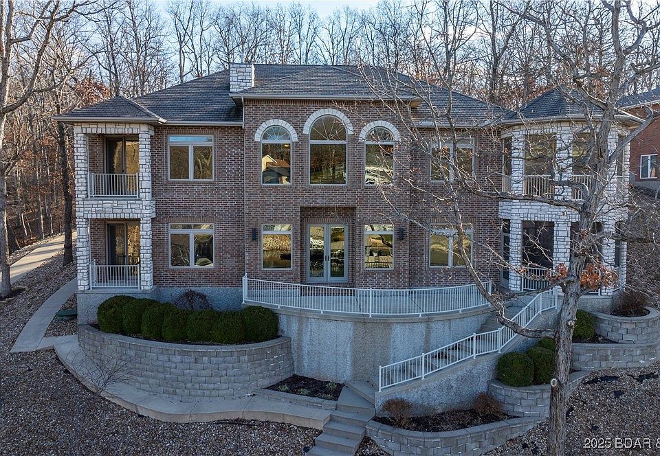 1st image of 381 Forestridge Ln