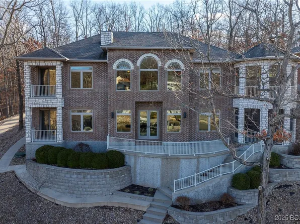 381 Forestridge Ln, Sunrise Beach, MO 65079
