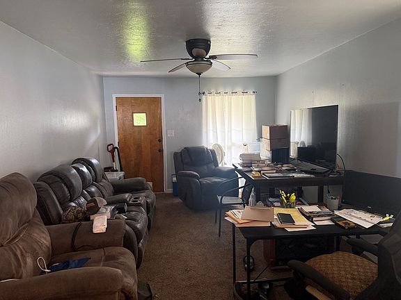 4th image of 115 Windol St
