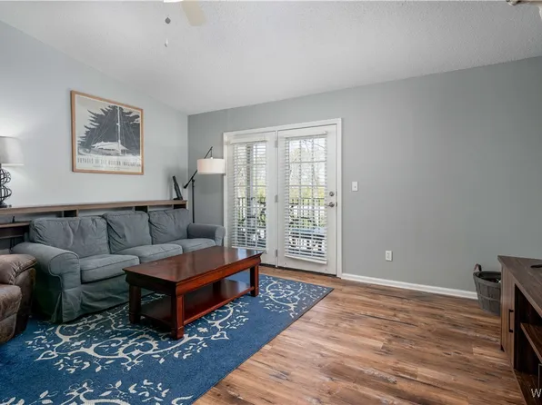 120 15th St E APT 923, Tuscaloosa, AL 35401