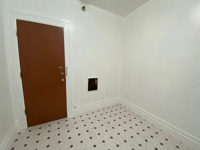 301 Columbus Ave #305 — Photo 3