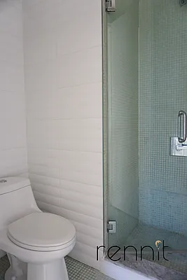 Rented by Rennit Inc. | media 45