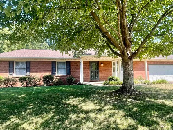 8800 Hillside Dr, Newburgh, IN 47630