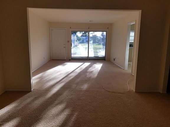2nd image of 28 Marina Ln