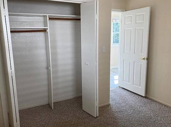 4th image of 202 Cherry Ave #10
