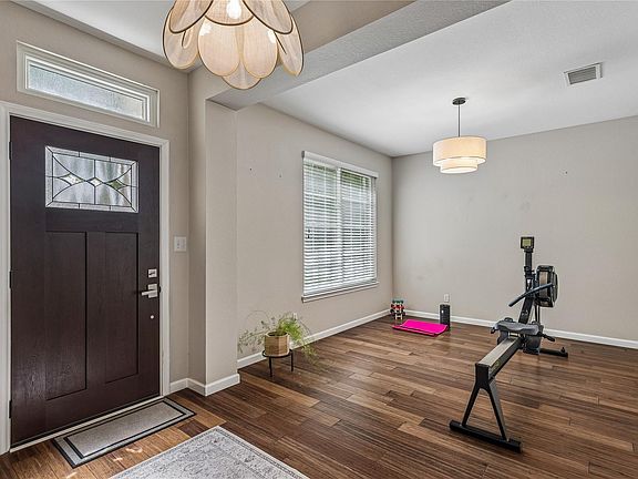 2nd image of 1705 Chula Vista Dr
