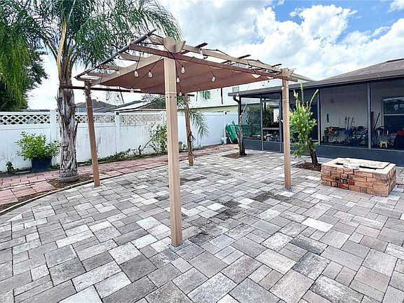 5th image of 11836 BENTRY STREET