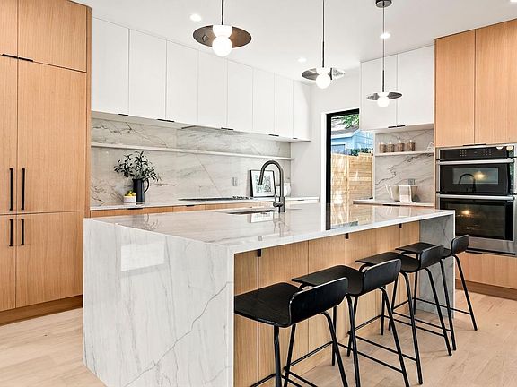 4th image of 1005 W Johanna St