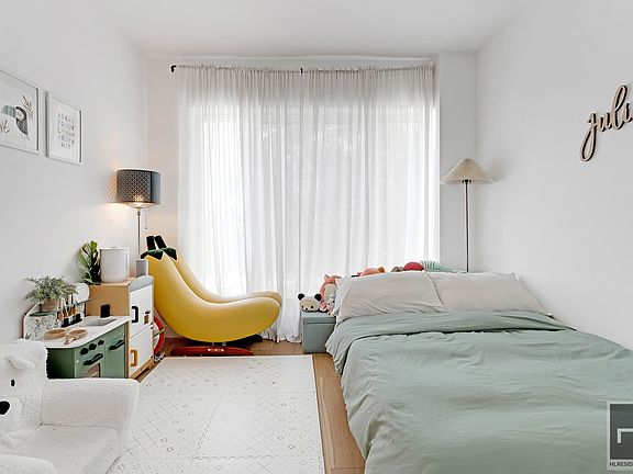 5th image of 185 18th St #204