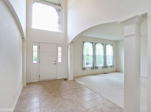 2nd image of 5685 Brentwood Dr