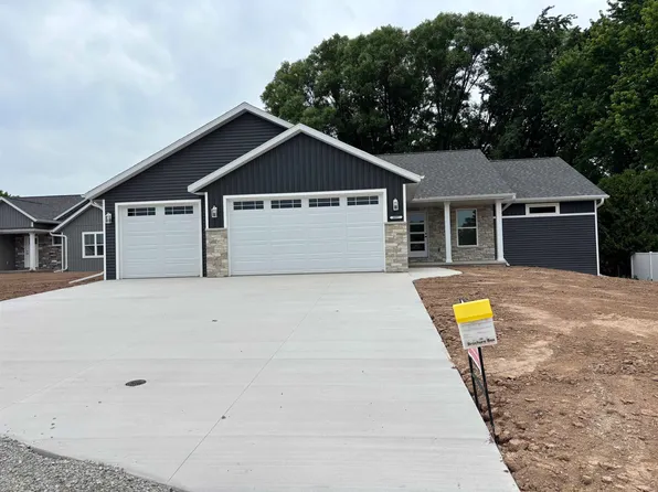 N3997 Wettering Way, Kaukauna, WI 54130