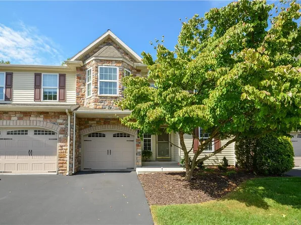 103 Pin Oak Ct, Mechanicsburg, PA 17050