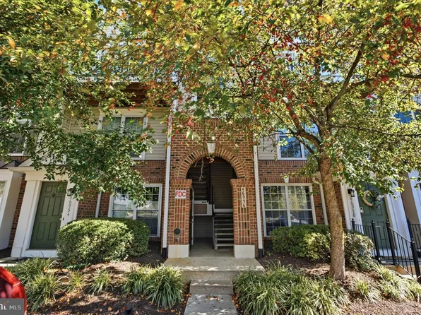 46956 Courtyard Sq Unit 303, Sterling, VA 20164