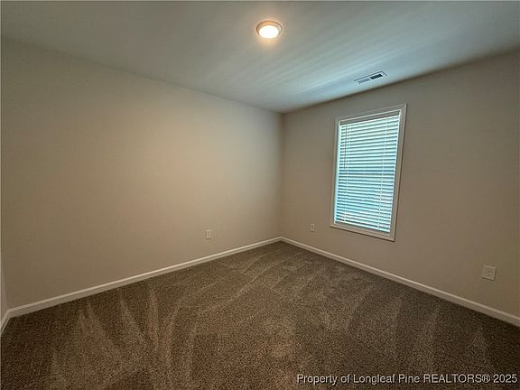 3rd image of 142 Dalton Dr