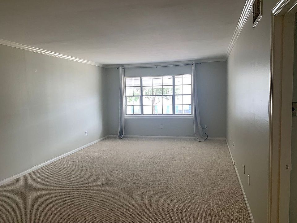 1st image of 2600 Bellefontaine St APT B20