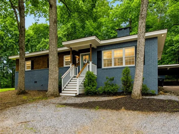 372 Gabrels Dr, Clarkesville, GA 30523