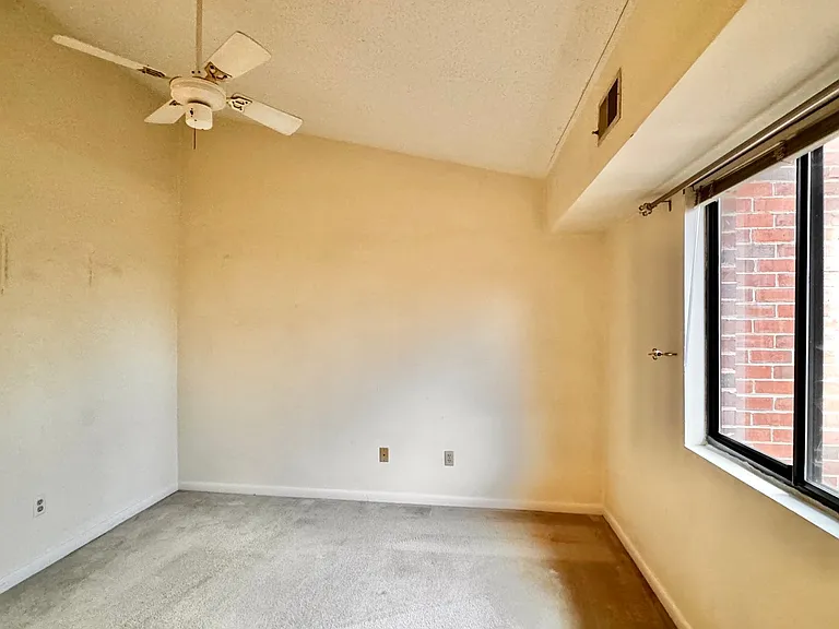 125 Turtle Creek Rd #11 — Photo 12