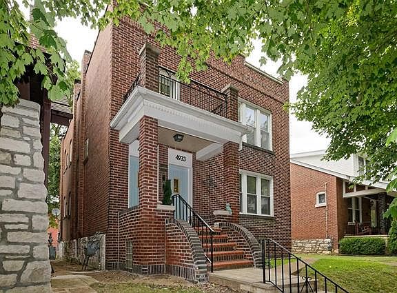 3rd image of 4933 Holly Hills Ave