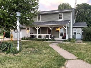 6343 McLean Rd, Minier, IL 61759