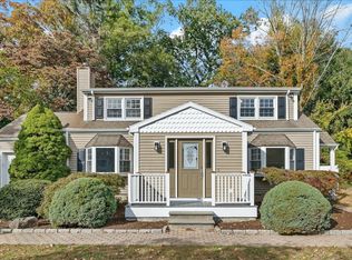 113 Nichols Ave, Stamford, CT 06905